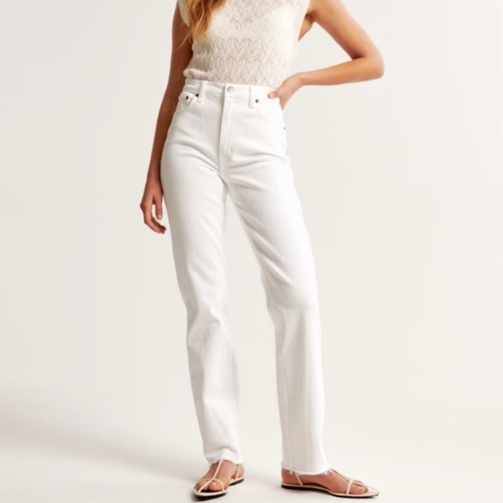 NWT Abercrombie & Fitch The 90s Straight Ultra High Rise 14/32